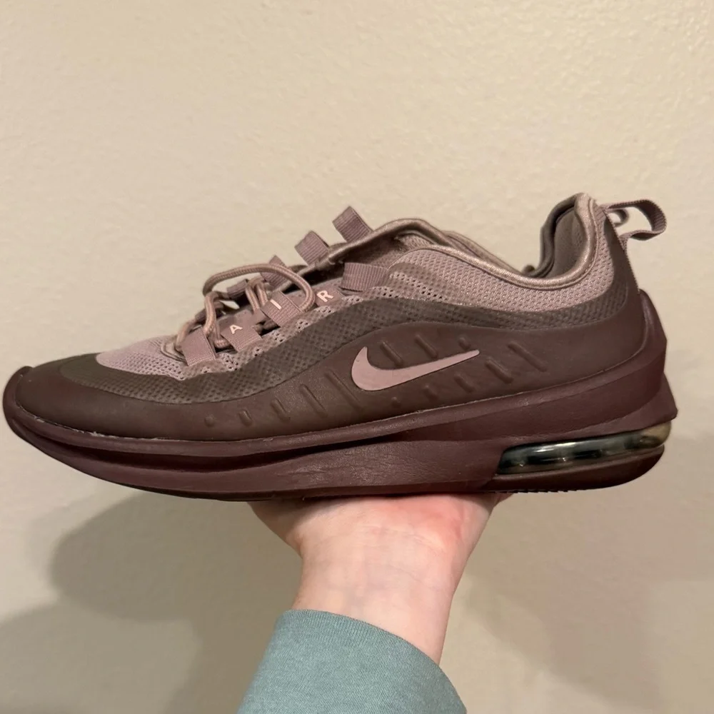 Nike Air Max Chocolate Brown Sneakers 7.5